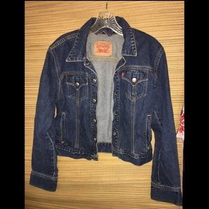 Jean jacket by Levi snap button closure